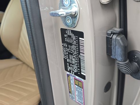 Used 2025 Kia Sorento SX Prestige w/ Olive Brown Leather Package image 36