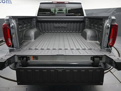 New 2026 GMC Sierra 1500 SLT w/ SLT Premium Plus Package AWD/4WD image 11