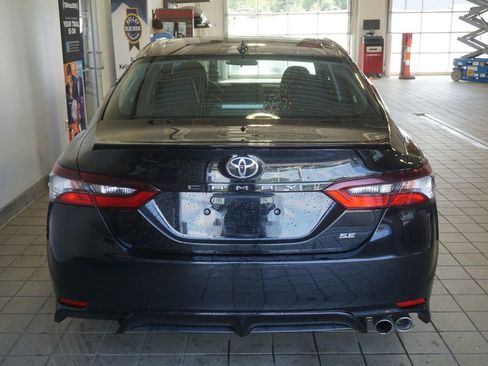 Used 2024 Toyota Camry SE FWD image 14