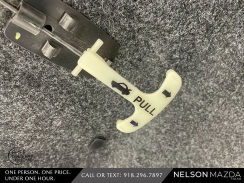 Used 2018 Nissan Sentra SR w/ Protection Package image 40