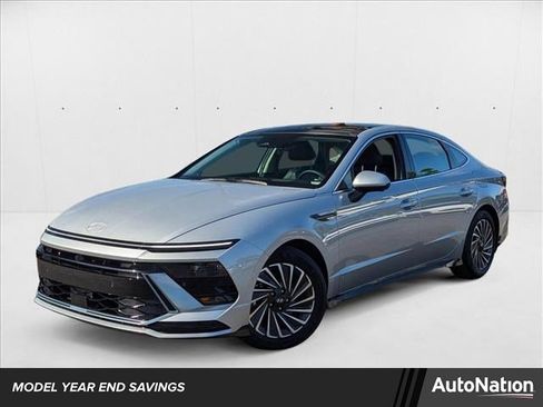 New 2025 Hyundai Sonata Limited image 1