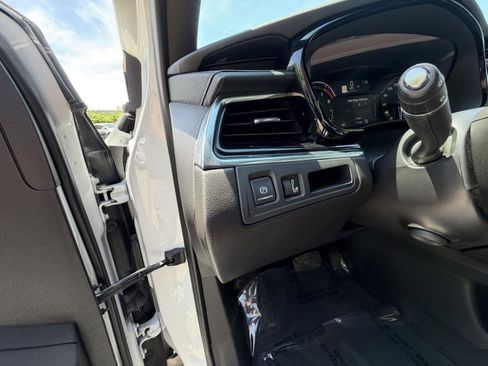 Used 2021 Cadillac XT6 Premium Luxury AWD/4WD image 14