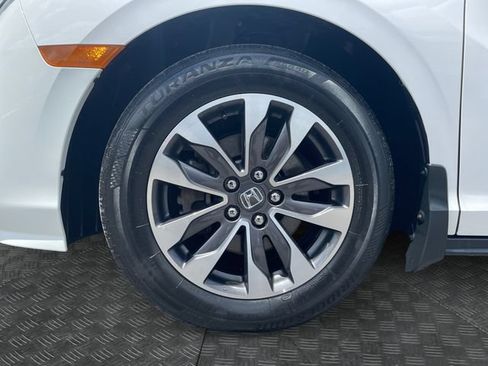 Certified 2024 Honda Odyssey EX-L image 14