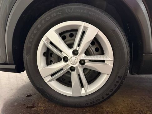 Used 2024 Nissan Kicks S FWD image 10