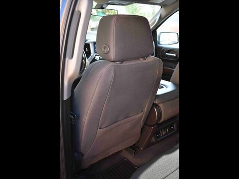 Used 2020 GMC Sierra 1500 SLE image 20