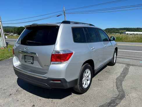 Used 2013 Toyota Highlander SE AWD/4WD image 10