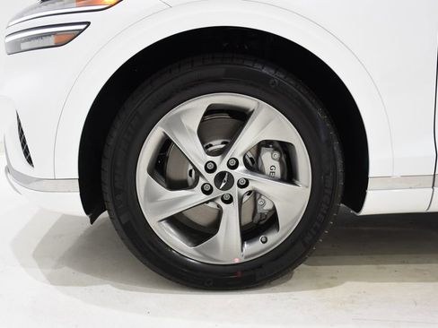 New 2026 Genesis GV70 2.5T Select image 6