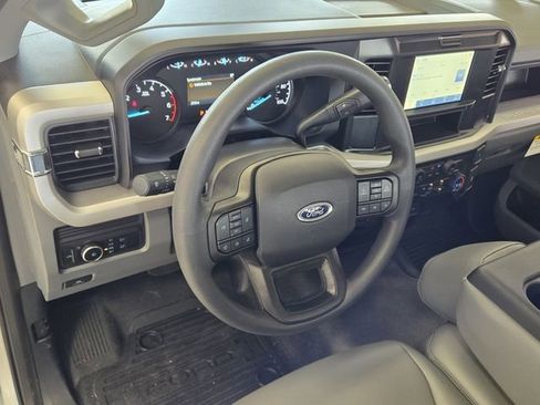 New 2026 Ford F250 XL w/ XL Chrome Package RWD image 21