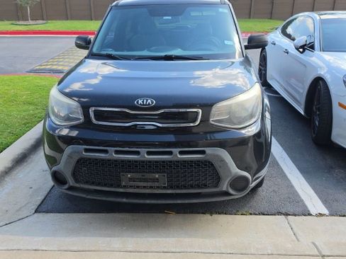 Used 2015 Kia Soul + FWD image 2