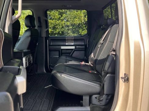 Used 2017 Ford F250 Lariat w/ Lariat Ultimate Package AWD/4WD image 15