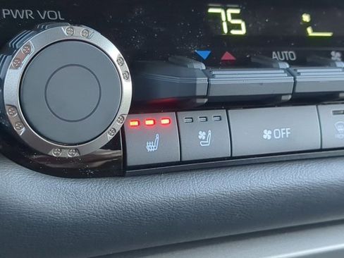 New 2026 Toyota Tundra Platinum image 11