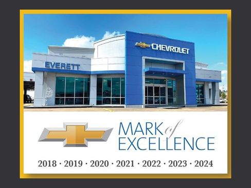 Used 2026 Chevrolet Traverse LT w/ Driver Confidence Package image 2