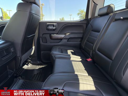 Used 2018 GMC Sierra 2500 Denali w/ Duramax Plus Package AWD/4WD image 24