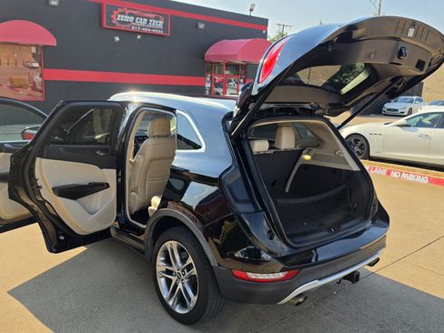 Used 2017 Lincoln MKC Reserve AWD/4WD image 18