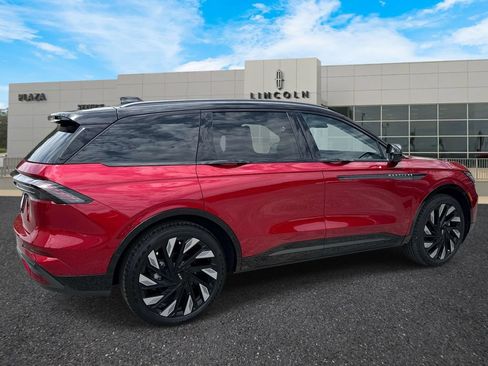 New 2026 Lincoln Nautilus Reserve w/ Jet Appearance Package AWD/4WD image 7