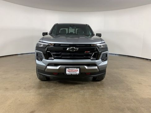 Used 2024 Chevrolet Colorado Z71 w/ Z71 Convenience Package 2 image 3