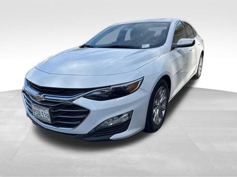 Used 2024 Chevrolet Malibu LT image 1