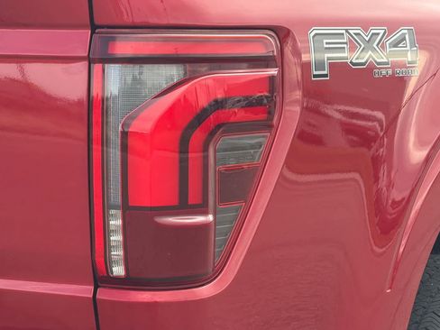 Used 2024 Ford F150 Platinum w/ Equipment Group 702A High image 27