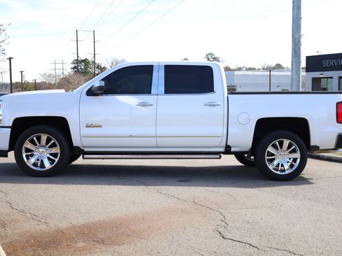 Used 2017 Chevrolet Silverado 1500 High Country image 2