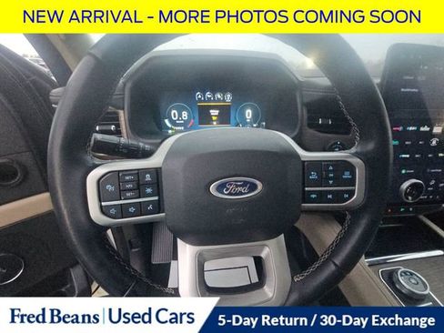 Used 2023 Ford Expedition Max Limited image 16