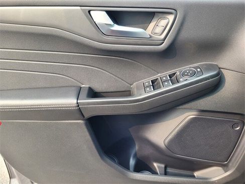 New 2025 Ford Escape Base image 28