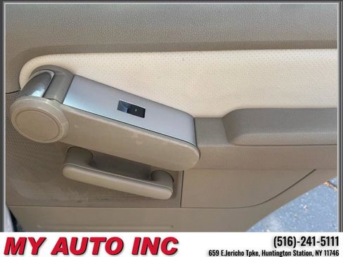 Used 2010 Mercury Mountaineer Premier image 33