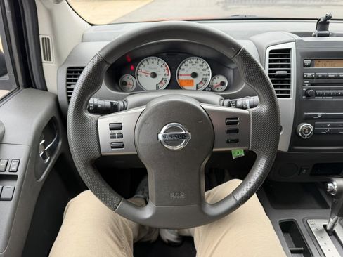 Used 2012 Nissan Frontier SV w/ Sport Appearance Pkg image 27