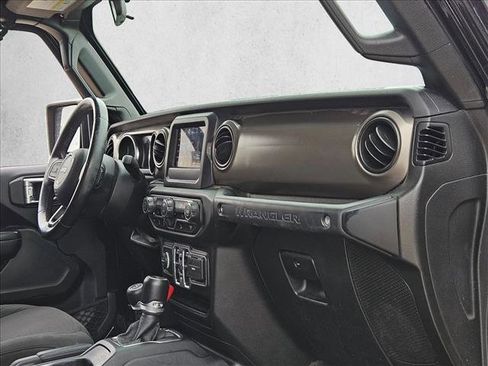 Used 2020 Jeep Wrangler Unlimited Sport S image 21