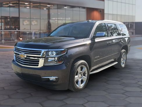 Used 2018 Chevrolet Tahoe Premier RWD image 3
