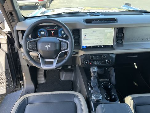 New 2026 Ford Bronco Big Bend w/ Black Diamond Package image 8