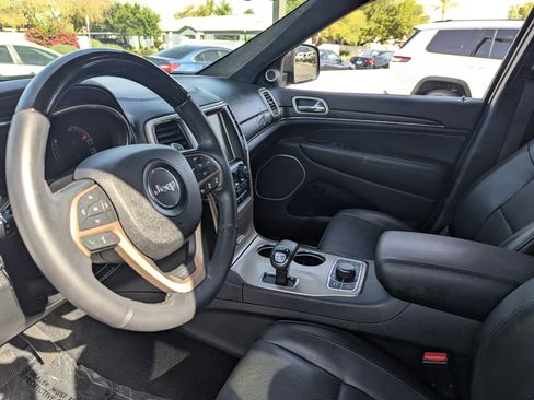 Used 2014 Jeep Grand Cherokee Summit image 18