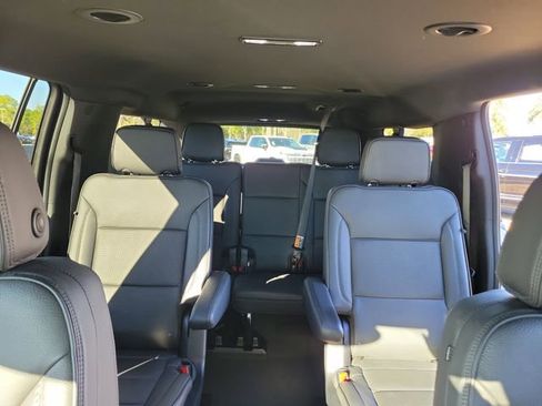 Certified 2025 GMC Yukon XL Denali image 19