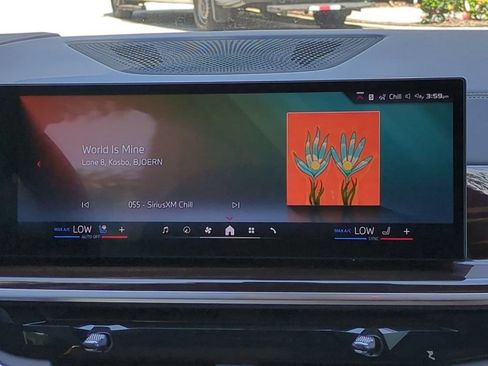 New 2026 BMW X5 M60i w/ Executive Package AWD/4WD image 18