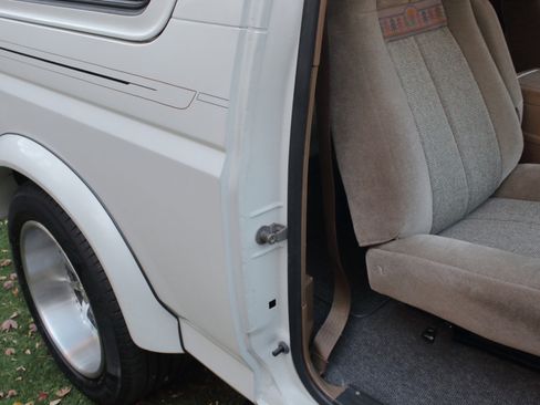 Used 1987 Ford Bronco image 71