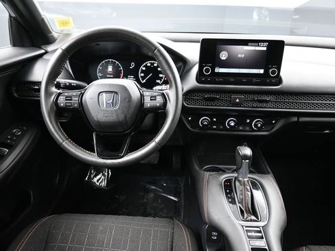 Certified 2024 Honda HR-V Sport image 19