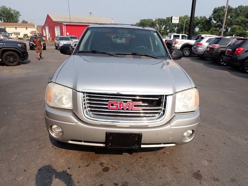 Used 2008 GMC Envoy SLE w/ Sun And Sound Package AWD/4WD image 2