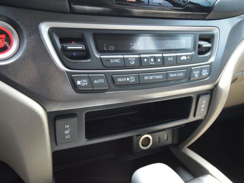 Used 2016 Honda Pilot EX-L image 17