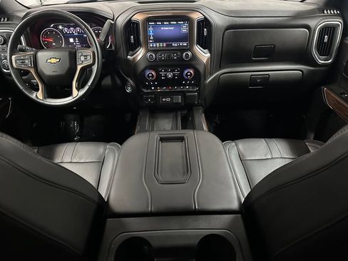 Used 2022 Chevrolet Silverado 3500 High Country AWD/4WD image 23