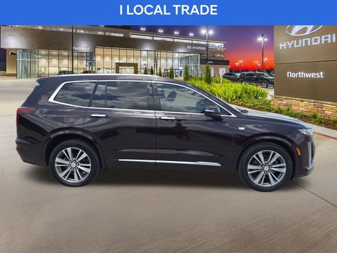Used 2020 Cadillac XT6 Premium Luxury FWD image 6