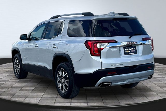 Used 2020 GMC Acadia SLE w/ Driver Convenience Package FWD image 5