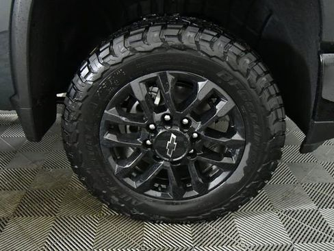 New 2026 Chevrolet Silverado 3500 LT w/ Trail Boss Package image 17