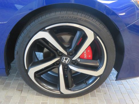 Used 2021 Honda Accord Sport image 10