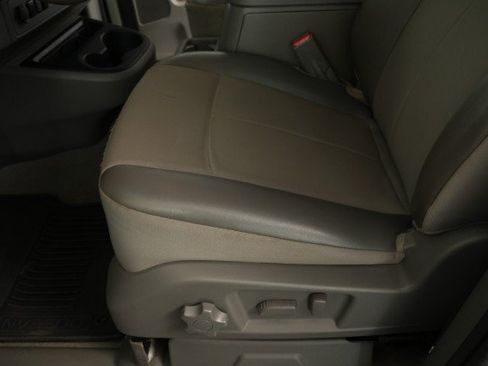 Used 2016 Nissan NV 3500 SV w/ SV Technology Package RWD image 27