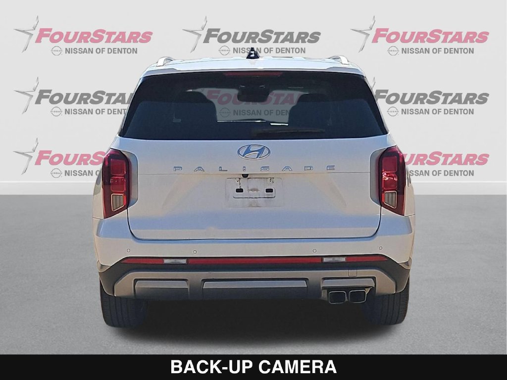 Used 2024 Hyundai Palisade SEL w/ Premium Package FWD image 5