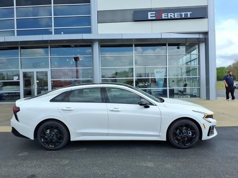New 2026 Kia K5 GT-Line image 2