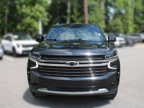 Used 2022 Chevrolet Tahoe LT w/ LT Signature Package RWD image 18
