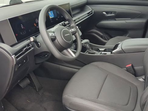 New 2026 Hyundai Tucson SE image 15