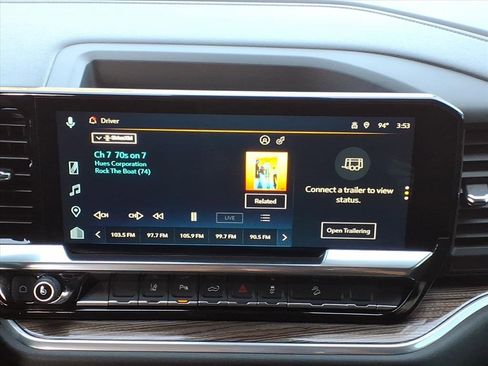 Used 2025 Chevrolet Silverado 2500 LT w/ Safety Package image 25