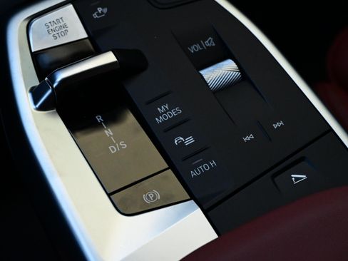 New 2026 BMW X2 xDrive28i w/ Technology Package image 19