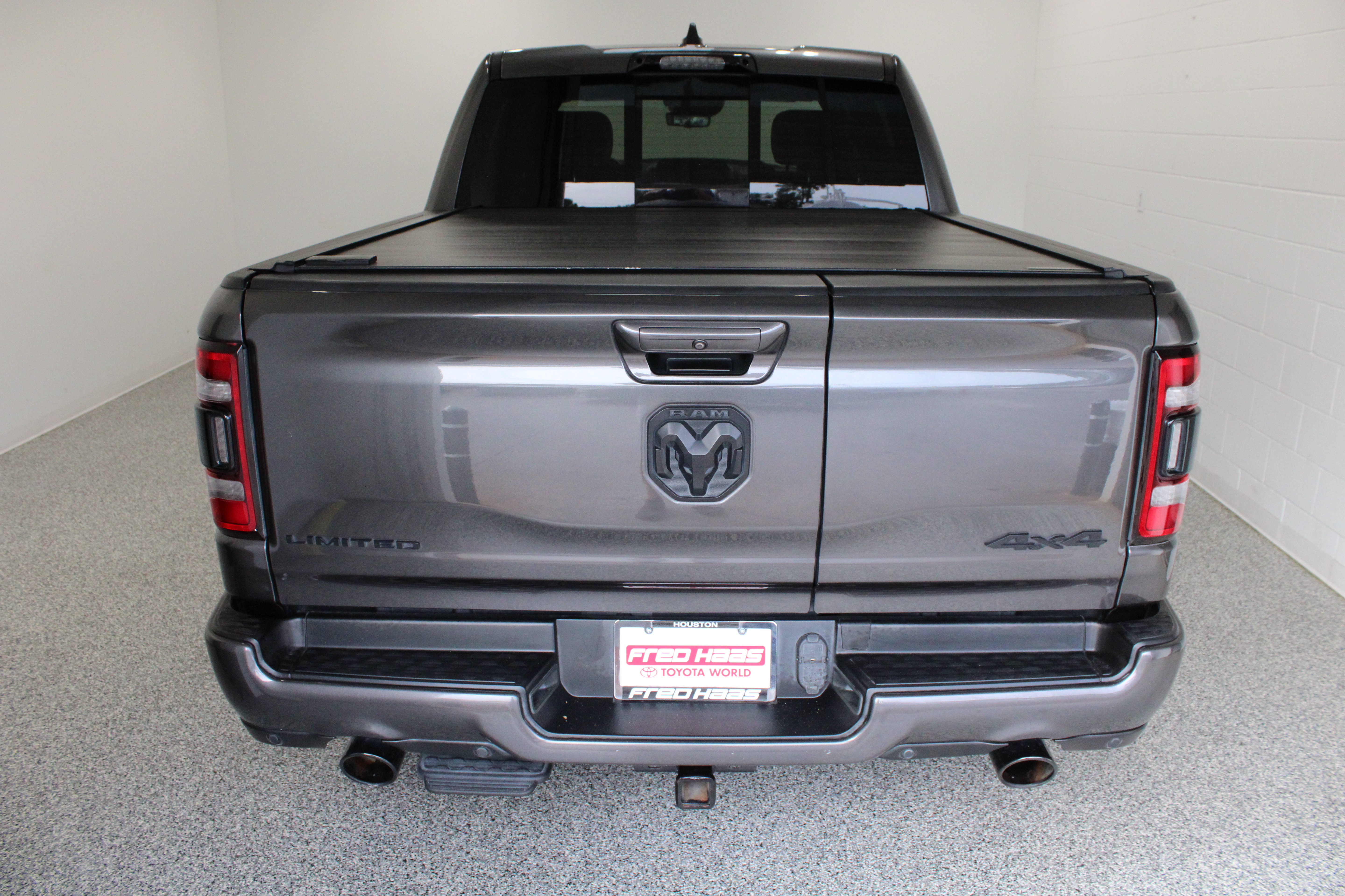 Used 2021 RAM 1500 Limited w/ Night Edition AWD/4WD image 8